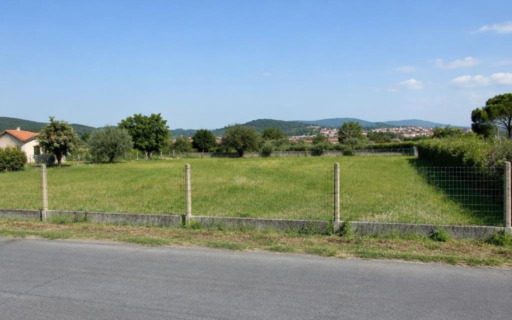 Lote en barrio cerrado, 600 m²